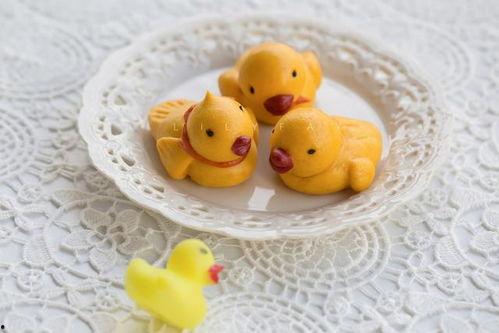 吃瓜吃到小黄鸭视频,视频走红网络